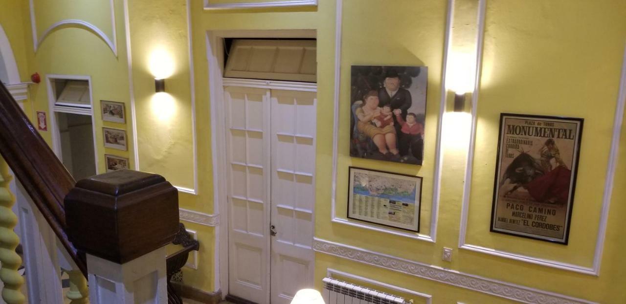 Sevilla Home Hotel Buenos Aires Bagian luar foto